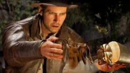 Indiana Jones and the Great Circlen PS5-julkaisupäivä varmistui – hulvattomalla paljastusvideolla mukana Uncharted-ääninäyttelijä!