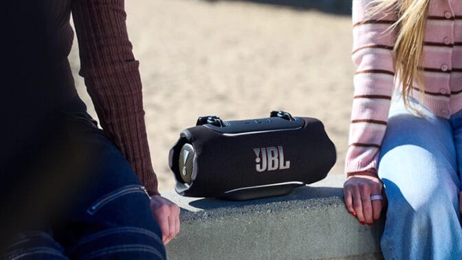 JBL päivitti kaksi kannettavaa kaiutinta – tehokkaampaa ääntä ja AI-ominaisuuksia