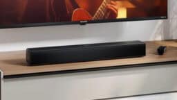 Pieni päivitys television ääneen – arvostelussa Sharp Compact 2.0 soundbar (HT-SB121)