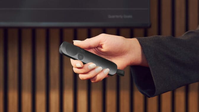 Logitech julkaisi Spotlight 2 -esityskaukosäätimen – mukana uusia korostus- ja hallintatoimintoja