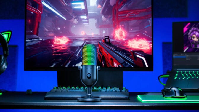 Razerin Seiren V3 Chroma 32-Bit DSP yhdistää automaattisen äänenkäsittelyn ja RGB-valaistuksen